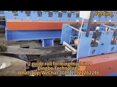 Máquina para formar rollos en U